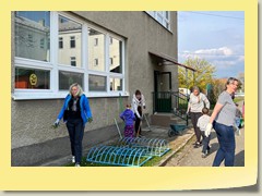 úklid s rodiči - den země